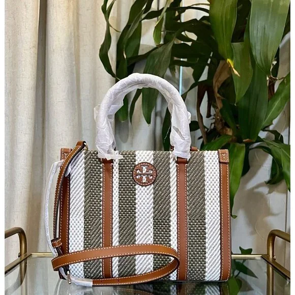 👛 NWT!!! AUTHENTIC TORY BURCH BLAKE STRIPED CANVAS TOTE 👛 - Picture 2 of 12